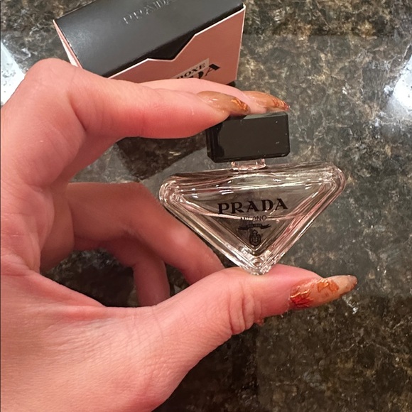 Prada Paradoxe Eau de Parfum - 0.23 fl oz New - Picture 4 of 4